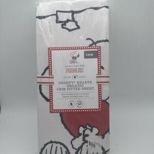 Pottery Barn Kids Snoopy Hearts Organic Crib Sheet